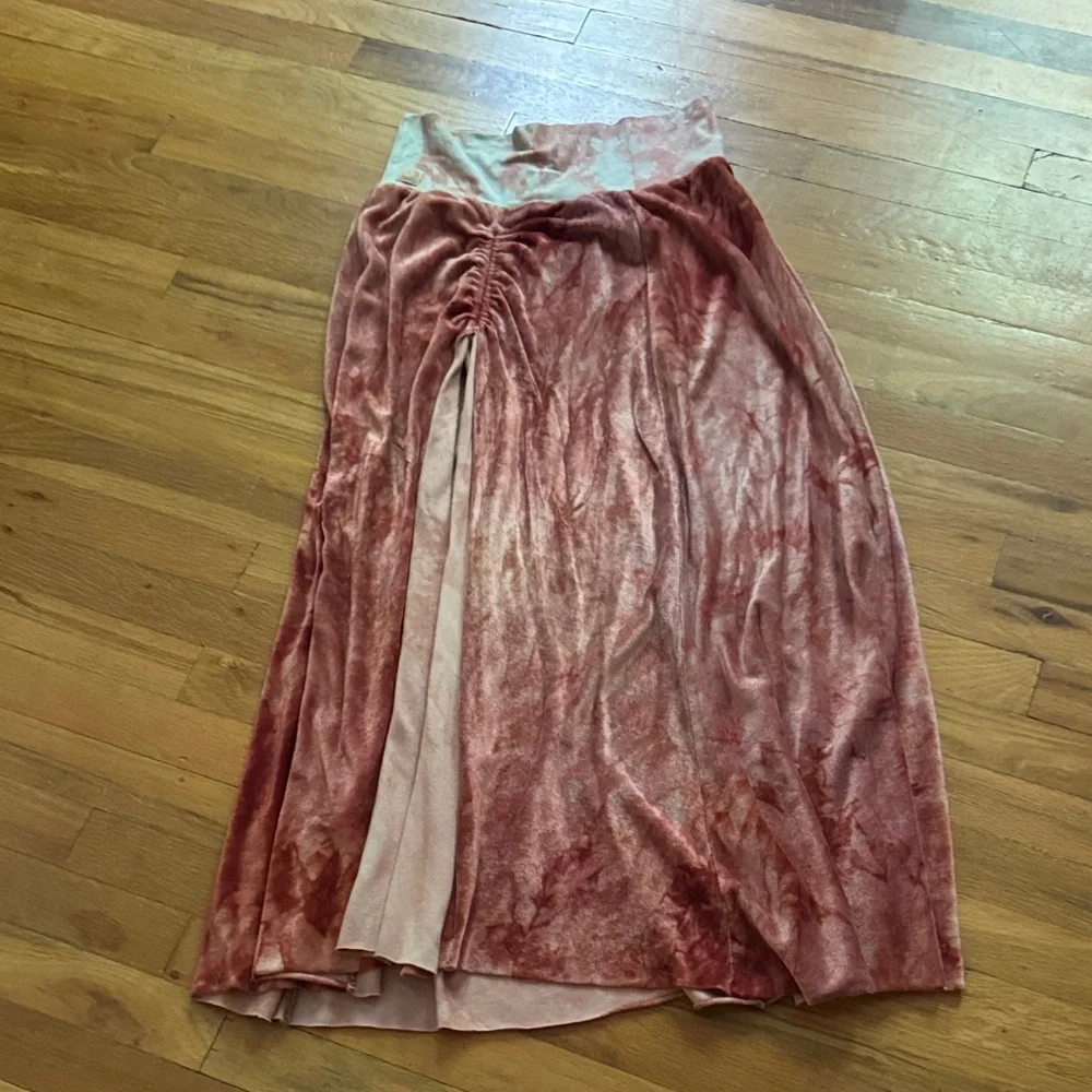 Sinew Moon skirt - Picture 1 of 10